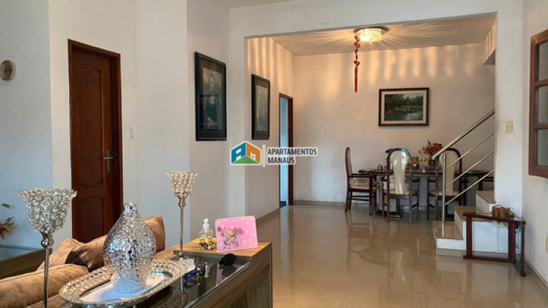 Imagem Casa com 3 Quartos à Venda, 313 m² em Planalto - Manaus