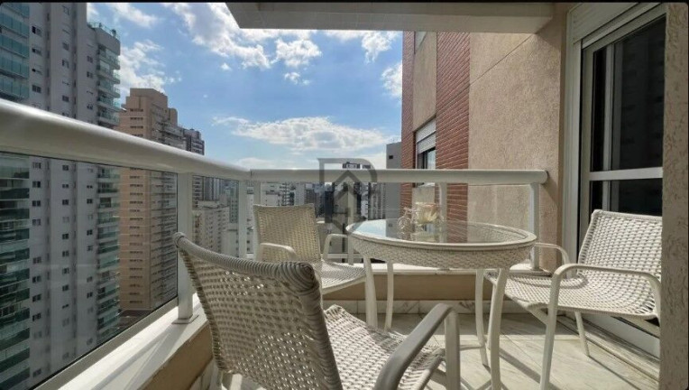 Apartamento com 4 Quartos à Venda, 195 m² em Moema - São Paulo