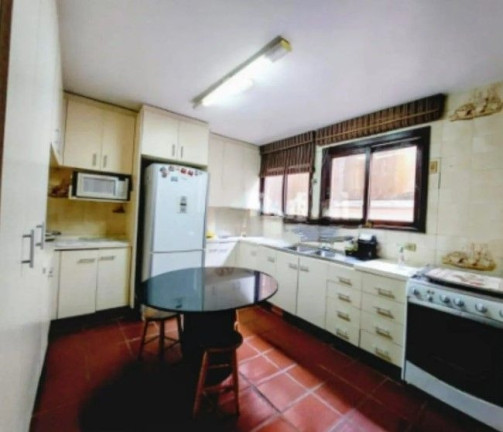 Imagem Casa com 5 Quartos à Venda, 427 m² em Centro - Guaratuba