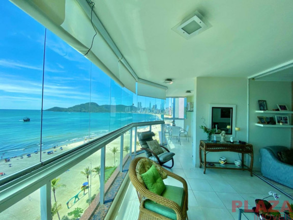 Imagem Apartamento com 3 Quartos à Venda, 180 m² em Centro - Balneário Camboriú