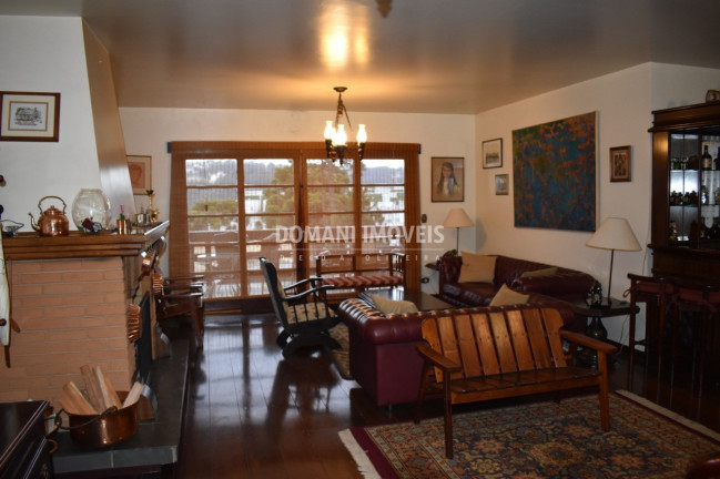 Imagem Imóvel com 3 Quartos à Venda, 163 m² em Região De Capivari - Campos Do Jordão Imagem Imóvel com 3 Quartos à Venda, 163 m² em Região De Capivari - Campos Do Jordão