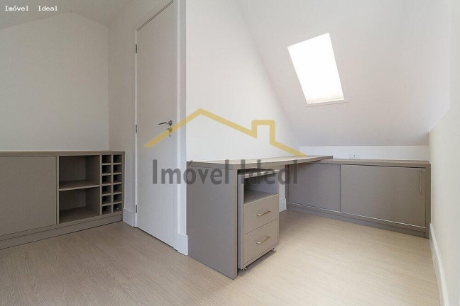 Imagem Casa com 3 Quartos à Venda, 96 m² em Barreirinha - Curitiba Imagem Casa com 3 Quartos à Venda, 96 m² em Barreirinha - Curitiba