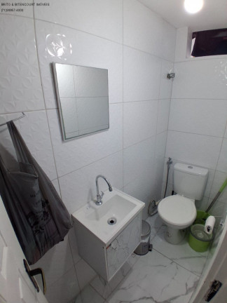 Imagem Imóvel com 3 Quartos à Venda, 105 m² em Acupe De Brotas - Salvador Imagem Imóvel com 3 Quartos à Venda, 105 m² em Acupe De Brotas - Salvador