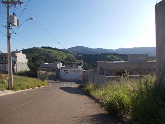Imagem Terreno à Venda, 325 m² em Miranda Do Douro - Bom Jesus Dos Perdões Imagem Terreno à Venda, 325 m² em Miranda Do Douro - Bom Jesus Dos Perdões