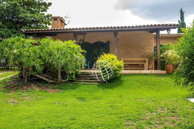 Terreno à Venda, 2.110 m² em Vila Petrópolis - Atibaia