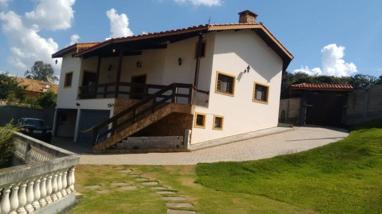 Chácara com 3 Quartos à Venda, 1.080 m² em Loteamento Vale Das Flores - Atibaia