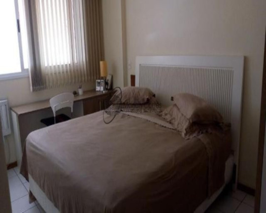 Imagem Imóvel com 3 Quartos à Venda, 100 m² em Icaraí - Niterói Imagem Imóvel com 3 Quartos à Venda, 100 m² em Icaraí - Niterói