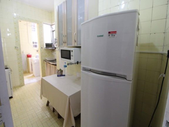 Imagem Apartamento com 3 Quartos para Temporada, 90 m² em Copacabana - Rio De Janeiro