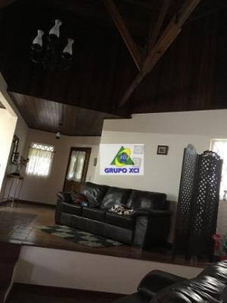 Imagem Casa com 3 Quartos à Venda, 290 m² em Alto Da Boa Vista - Campos Do Jordão Imagem Casa com 3 Quartos à Venda, 290 m² em Alto Da Boa Vista - Campos Do Jordão