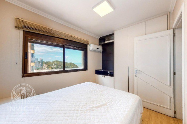 Imagem Apartamento com 4 Quartos à Venda, 221 m² em Centro - Balneário Camboriú Imagem Apartamento com 4 Quartos à Venda, 221 m² em Centro - Balneário Camboriú