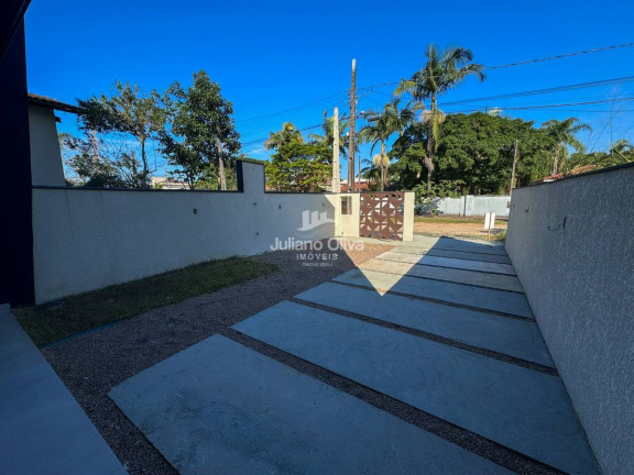 Imagem Sobrado com 3 Quartos à Venda, 121 m² em Centro - Itapoá