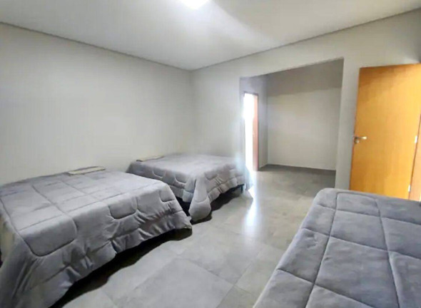 Imagem Casa com 4 Quartos à Venda, 450 m² em Pardinho Imagem Casa com 4 Quartos à Venda, 450 m² em Pardinho