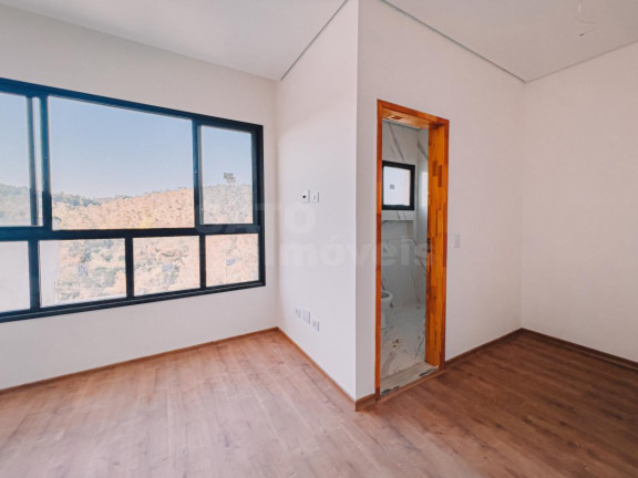 Imagem Casa com 3 Quartos à Venda, 131 m² em Portais (polvilho) - Cajamar