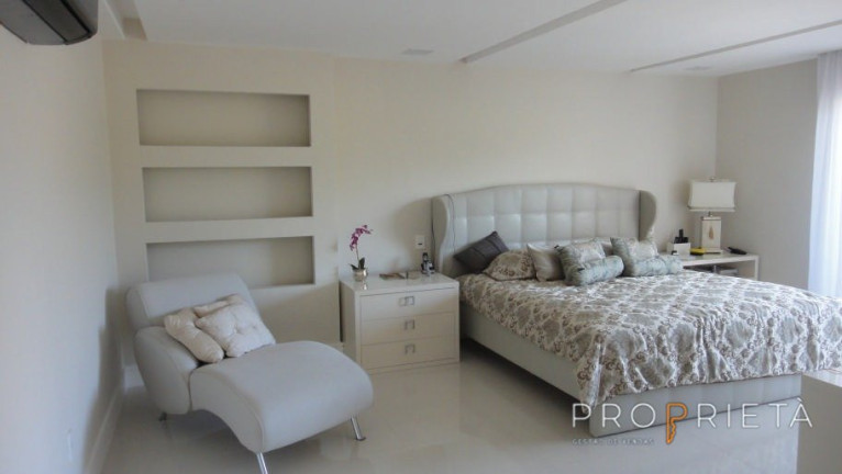 Imagem Casa de Condomínio com 5 Quartos à Venda, 963 m² em Barra Da Tijuca - Rio De Janeiro Imagem Casa de Condomínio com 5 Quartos à Venda, 963 m² em Barra Da Tijuca - Rio De Janeiro