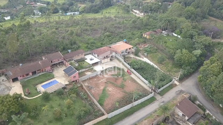 Imagem Imóvel com 4 Quartos à Venda, 2.000 m² em Morada Dos Pássaros (rural) - Poços De Caldas Imagem Imóvel com 4 Quartos à Venda, 2.000 m² em Morada Dos Pássaros (rural) - Poços De Caldas