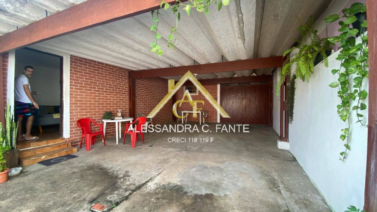 Imagem Casa com 3 Quartos à Venda, 264 m² em Bal. Itaóca - Mongaguá