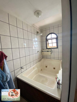 Imagem Casa com 3 Quartos à Venda, 252 m² em Vila Pires - Santo André