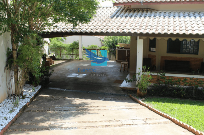 Imagem Casa com 3 Quartos à Venda, 228 m² em Iporanga - Aguas De Sao Pedro