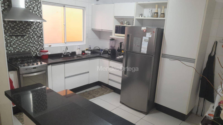 Imagem Casa com 3 Quartos à Venda, 260 m² em Jardim Santa Rosália - Sorocaba Imagem Casa com 3 Quartos à Venda, 260 m² em Jardim Santa Rosália - Sorocaba