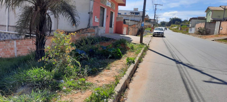 Terreno à Venda, 360 m² em Santa Cecília - Esmeraldas