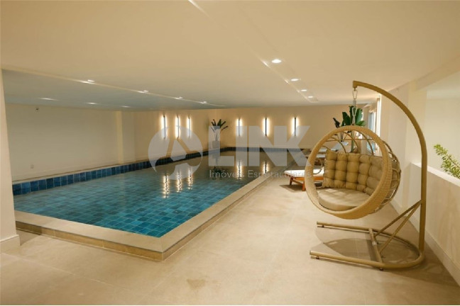 Imagem Apartamento com 2 Quartos à Venda, 87 m² em Menino Deus - Porto Alegre Imagem Apartamento com 2 Quartos à Venda, 87 m² em Menino Deus - Porto Alegre
