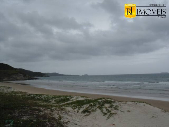 Terreno à Venda, 600 m² em Estrada Do Guriri - Cabo Frio