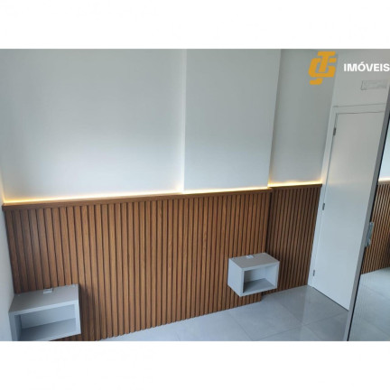Imagem Apartamento com 2 Quartos à Venda, 66 m² em Tabuleiro - Camboriú