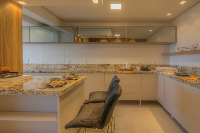 Imagem Imóvel com 3 Quartos à Venda, 203 m² em Vila Assunção - Porto Alegre Imagem Imóvel com 3 Quartos à Venda, 203 m² em Vila Assunção - Porto Alegre