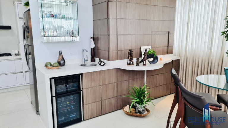 Imagem Apartamento com 3 Quartos à Venda, 152 m² em Centro - Balneário Camboriú Imagem Apartamento com 3 Quartos à Venda, 152 m² em Centro - Balneário Camboriú