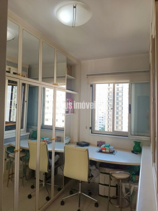 Imagem Apartamento com 3 Quartos à Venda, 63 m² em Moema - São Paulo Imagem Apartamento com 3 Quartos à Venda, 63 m² em Moema - São Paulo