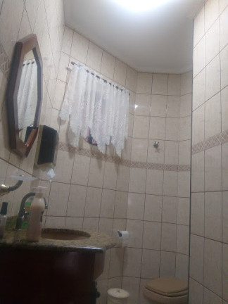 Imagem Casa com 4 Quartos à Venda, 272 m² em Jardim Vila Galvão - Guarulhos Imagem Casa com 4 Quartos à Venda, 272 m² em Jardim Vila Galvão - Guarulhos