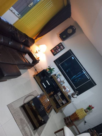 Imagem Casa com 3 Quartos à Venda, 180 m² em Caiçara - Praia Grande Imagem Casa com 3 Quartos à Venda, 180 m² em Caiçara - Praia Grande