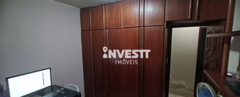 Imagem Casa com 4 Quartos à Venda, 280 m² em Conjunto Caiçara - Goiânia Imagem Casa com 4 Quartos à Venda, 280 m² em Conjunto Caiçara - Goiânia