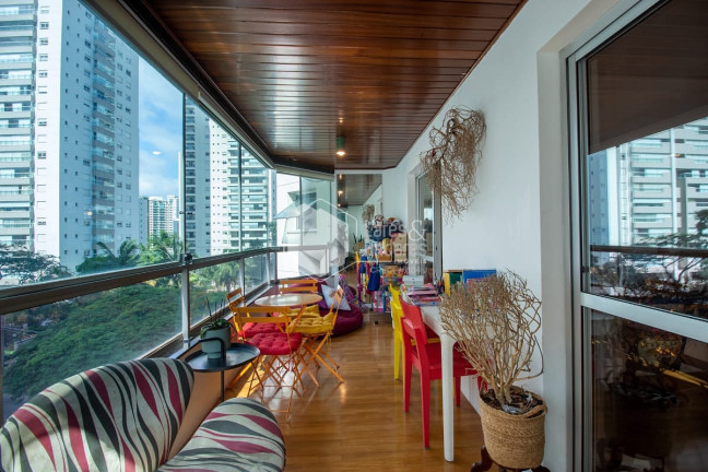 Imagem Apartamento com 3 Quartos à Venda, 192 m² em Campo Belo - São Paulo Imagem Apartamento com 3 Quartos à Venda, 192 m² em Campo Belo - São Paulo