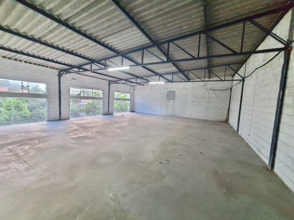 Galpão para Alugar, 832 m² em Moreira César - Pindamonhangaba