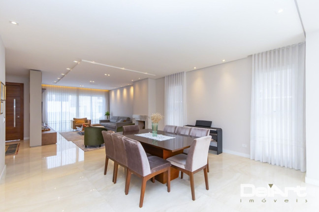 Imagem Casa com 3 Quartos à Venda, 398 m² em Uberaba - Curitiba