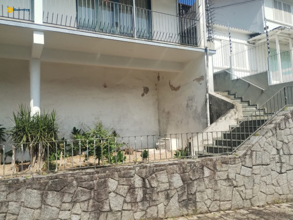Imagem Casa com 3 Quartos à Venda, 307 m² em Centro - Florianópolis Imagem Casa com 3 Quartos à Venda, 307 m² em Centro - Florianópolis