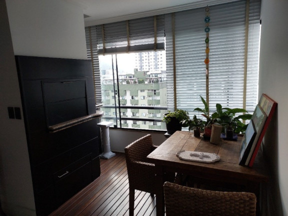 Imagem Apartamento com 3 Quartos à Venda, 170 m² em Centro - Balneário Camboriú Imagem Apartamento com 3 Quartos à Venda, 170 m² em Centro - Balneário Camboriú