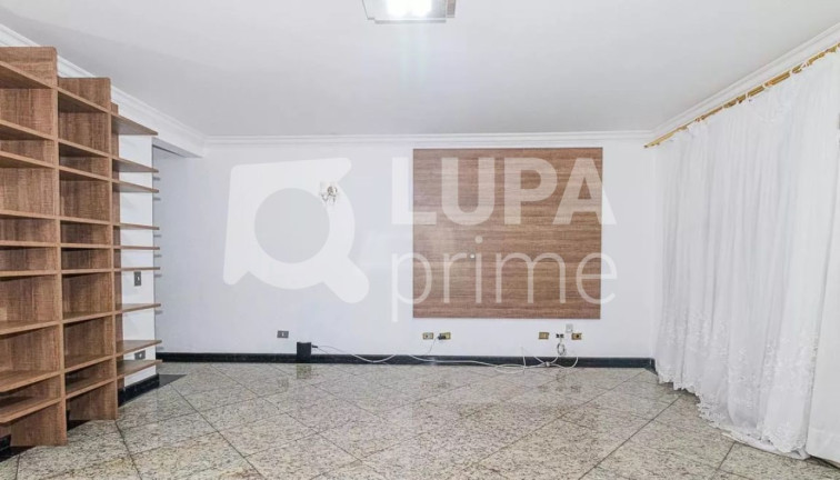 Imagem Casa com 3 Quartos à Venda, 184 m² em Jardim Guanca - São Paulo Imagem Casa com 3 Quartos à Venda, 184 m² em Jardim Guanca - São Paulo