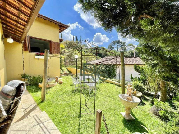 Imagem Casa com 4 Quartos à Venda, 336 m² em Fazendinha - Carapicuíba Imagem Casa com 4 Quartos à Venda, 336 m² em Fazendinha - Carapicuíba