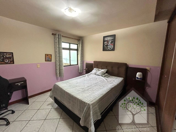 Imagem Casa com 4 Quartos à Venda, 396 m² em Itacorubi - Florianópolis Imagem Casa com 4 Quartos à Venda, 396 m² em Itacorubi - Florianópolis