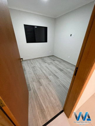 Imagem Casa com 3 Quartos à Venda, 250 m² em Jardim Vista Alegre - Bragança Paulista Imagem Casa com 3 Quartos à Venda, 250 m² em Jardim Vista Alegre - Bragança Paulista