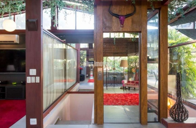 Imagem Casa com 4 Quartos à Venda ou Locação, 520 m² em Jardim Europa - São Paulo Imagem Casa com 4 Quartos à Venda ou Locação, 520 m² em Jardim Europa - São Paulo