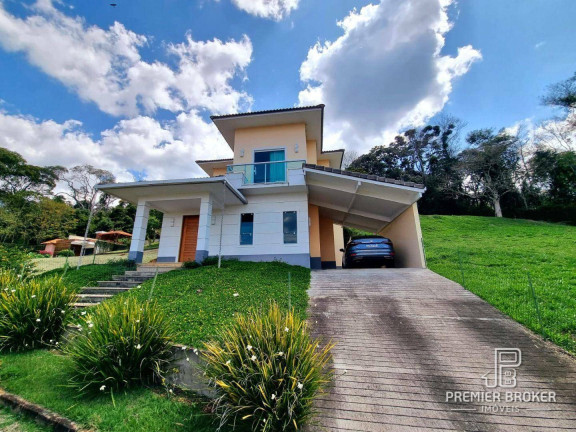 Casa com 3 Quartos à Venda, 183 m² em Parque Do Imbui - Teresópolis