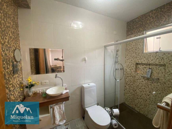 Imagem Casa com 4 Quartos à Venda, 208 m² em Vila Rosália - Guarulhos