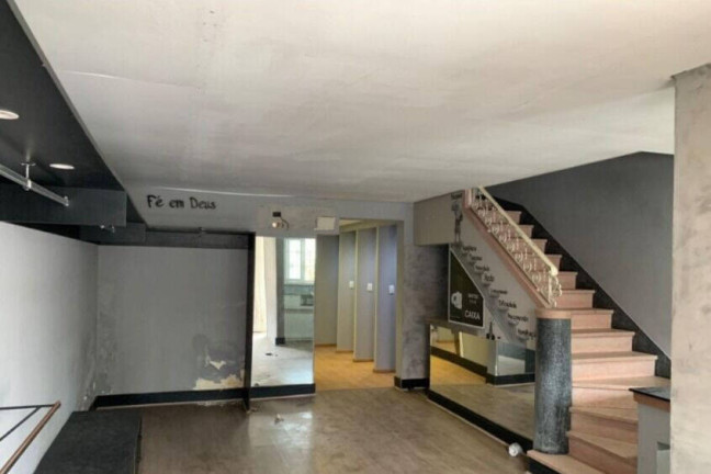 Sobrado com 3 Quartos para Alugar, 115 m² em Gonzaga - Santos