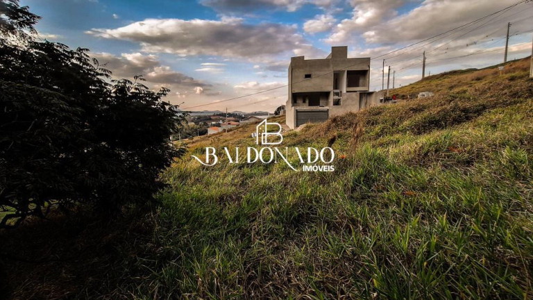 Imagem Terreno à Venda, 211 m² em Centro - Extrema Imagem Terreno à Venda, 211 m² em Centro - Extrema