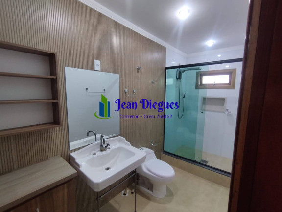 Foto do imóvel Casa com 3 Quartos à Venda, 400 m² em Canto Do Forte - Praia Grande