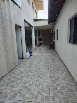 Imagem Casa com 10 Quartos à Venda ou Locação, 320 m² em Cidade Satélite - Atibaia