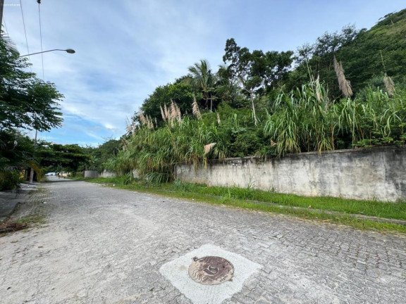 Terreno à Venda, 826 m² em Barequeçaba - São Sebastião
